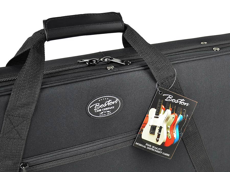 Boston Softcase cloth covered polystyrene case for bass guitar