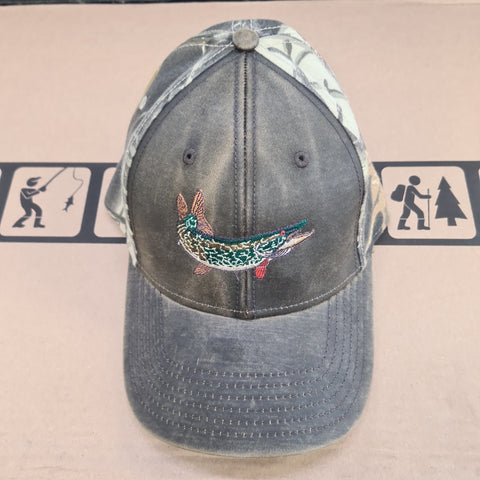 Beechfield Realtree/Leather Cap w/ Embroidered Pike Pattern